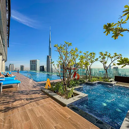 Best Burj Khalifa View Balcony Apartment With 64Th Floor Infinity Pool In Paramount Hotel Midtown Dubai Esterno foto